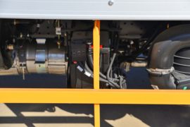 顺达小卡&nbsp;冷藏车底盘图片