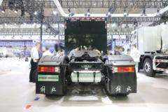 一汽解放 J6P重卡 6X4 换电式纯电动牵引车(CA4250P66T1BEV)281.91kWh