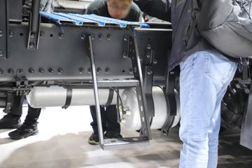 һ����� J6P�ؿ� 6X4 ����ʽ���綯ǣ����281.91kWhͼƬ