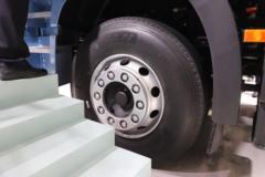 一汽解放 J6P重卡 6X4 换电式纯电动牵引车(CA4250P66T1BEV)281.91kWh