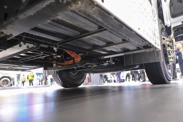 �������ó� ���KR 18T 4X2 6.8���Ű봿�綯��դʽ�ػ���332kWhͼƬ