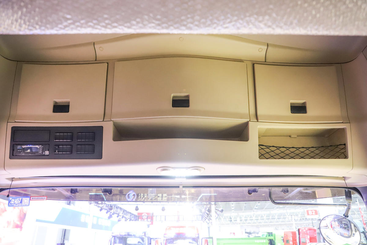 ˹  530 4X2 LNGԶǣ(SX4189XE1TLQ1)ʻ                                               