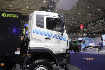 �������ó� ����KC 8X4 ���綯���������賵350kWhͼƬ