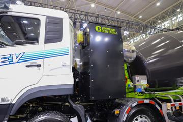 �������ó� ����KC 8X4 ���綯���������賵350kWhͼƬ