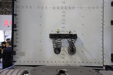 �������ó� ����KL 6X4 ȼ�ϵ��ǣ����260kWhͼƬ