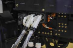 陕汽重卡 德龙X5000 6X4 纯电动牵引车