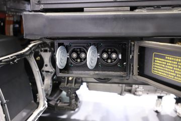 �������ó� ����KL 6X4 ����ʽ���綯ǣ����282kWhͼƬ