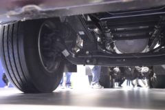 东风商用车 天龙KL 6X4 换电式纯电动牵引车282kWh
