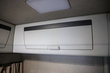 �ൺ��� ӥ; ͷ�Ȳ� 620���� 6X4 AMT�Զ���ǣ����(��Һ��)(CA4257P35K18T1E6A80)ͼƬ