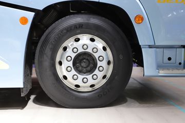 �ൺ��� ӥ; ͷ�Ȳ� 620���� 6X4 AMT�Զ���ǣ����(��Һ��)(CA4257P35K18T1E6A80)ͼƬ