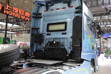 �ൺ��� ӥ; ͷ�Ȳ� 620���� 6X4 AMT�Զ���ǣ����(��Һ��)(CA4257P35K18T1E6A80)ͼƬ