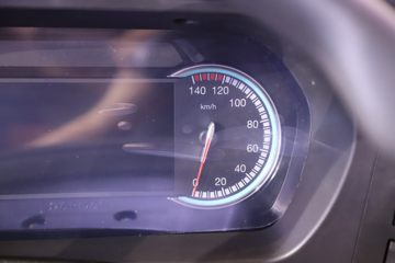 ��������˹ ���� 280���� 4X2 9.5��LNG��ʽ�ػ���(SX5189XXYLB721TLQ1)ͼƬ