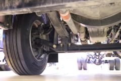陕汽康明斯 龙骥 280马力 4X2 9.5米LNG厢式载货车(SX5189XXYLB721TLQ1)