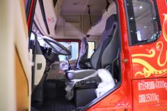 陕汽康明斯 龙骁 轻量化经典版 500马力 6X4 LNG牵引车(SX4259XE4TLQ1)