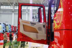 陕汽康明斯 龙骁 轻量化经典版 500马力 6X4 LNG牵引车(SX4259XE4TLQ1)