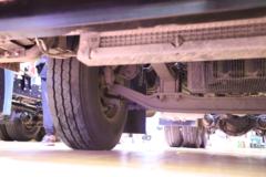 陕汽康明斯 龙骁 轻量化经典版 500马力 6X4 LNG牵引车(SX4259XE4TLQ1)