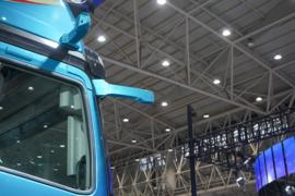 解放J7&nbsp;电动牵引车外观图片