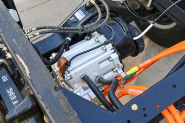 �ɵ�HV5 4.15�׵��Ų��ʽ���̻�϶��������Ῠ41.6kWhͼƬ