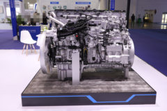 奔驰OM473LA.6-54 630马力 15.6L 国六 柴油发动机