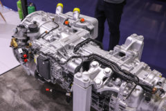 奔驰G280-16 16档 手动档变速箱 奔驰G280-16 16档 手动档变速箱