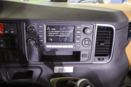 龙骐&nbsp;牵引车驾驶室                                               图片