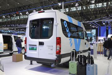 欧胜&nbsp;电动封闭厢货外观图片