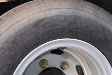 �й�����HOWO ͳ˧ 160���� 4.15�׵��Ų�դʽ�Ῠ(����)(ZZ5047CCYC3215F145)ͼƬ