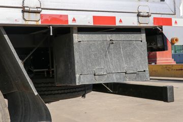 �й�����HOWO ͳ˧ 160���� 4.15�׵��Ų�դʽ�Ῠ(����)(ZZ5047CCYC3215F145)ͼƬ