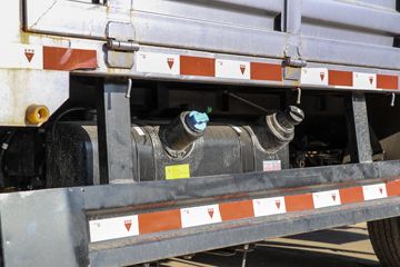 �й�����HOWO ͳ˧ 160���� 4.15�׵��Ų�դʽ�Ῠ(����)(ZZ5047CCYC3215F145)ͼƬ