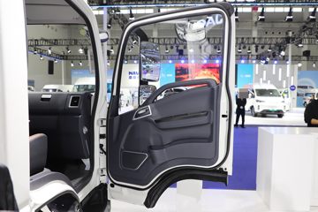 ���� ��������Դ 4.5T 4.18�׵��Ŵ��綯��դʽ�Ῠ100.46kWhͼƬ