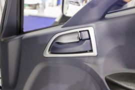 威铃EV6&nbsp;电动载货车内饰图片