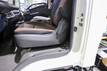 ���� ��������Դ 4.5T 4.18�׵��Ŵ��綯��դʽ�Ῠ100.46kWhͼƬ