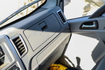 �й�����HOWO ׷�� 150���� 4.15�׵��Ų�դʽ�Ῠ(����)ͼƬ