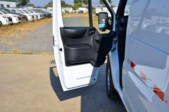 江铃汽车 福顺 2023款 146马力 2.0T柴油 3座 自动 中顶封闭货车(国六)