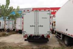 庆铃 五十铃KV100 132马力 4.13米单排仓栅式轻卡(气刹)(国六)(QL5044CCYMVHA)