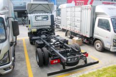 欧马可 智蓝HS 4.5T 4.14米单排插电式混合动力厢式轻卡(BJ5045XXYPHEV1)14.016kWh