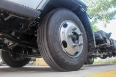 欧马可 智蓝HS 4.5T 4.14米单排插电式混合动力厢式轻卡(BJ5045XXYPHEV1)14.016kWh