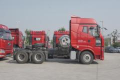 一汽解放 J6V重卡 精英版 530马力 6X4 LNG自动档牵引车(液缓)(CA4250P66M25T1E6)
