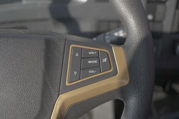 �й�����HOWO ���� 170���� 4.15�׵��Ų�դʽ�Ῠ(��ʿ��8��)ͼƬ