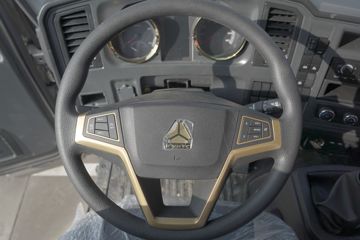 �й�����HOWO ���� 170���� 4.15�׵��Ų�դʽ�Ῠ(��ʿ��8��)ͼƬ