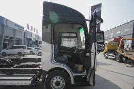 iC1&nbsp;电动载货车内饰图片