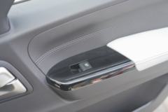 福田奥铃 玉兔Ⅲ 158马力 4.14米AMT自动档单排厢式轻卡(BJ5045XXY8JDA-AB1)