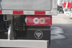 福田奥铃 玉兔Ⅲ 158马力 4.14米AMT自动档单排厢式轻卡(BJ5045XXY8JDA-AB1)