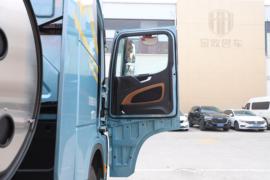 龙骧&nbsp;牵引车驾驶室                                               图片