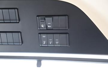 ˹  콢 530 6X4 LNGԶǣ()(SX4259XE4TLQ3)ͼƬ