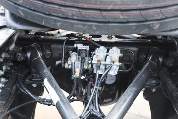 ���� ŷ��EST 570���� 6X4 LNG�Զ���ǣ����(BJ4259L6DLL-05)ͼƬ