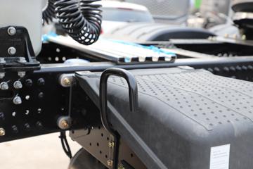 ���� ŷ��EST 570���� 6X4 LNG�Զ���ǣ����(BJ4259L6DLL-05)ͼƬ