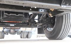 福田 欧曼EST 570马力 6X4 LNG自动档牵引车(BJ4259L6DLL-05)
