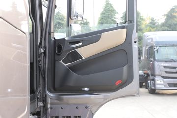 ���� ŷ��EST ������ 530���� 6X4 LNG�Զ���ǣ����(BJ4259L6DLL-05)ͼƬ