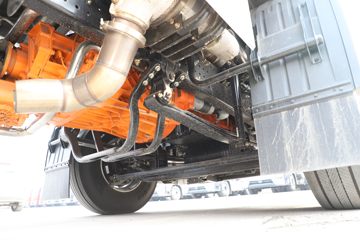 ���� ŷ��EST ������ 530���� 6X4 LNG�Զ���ǣ����(BJ4259L6DLL-05)ͼƬ